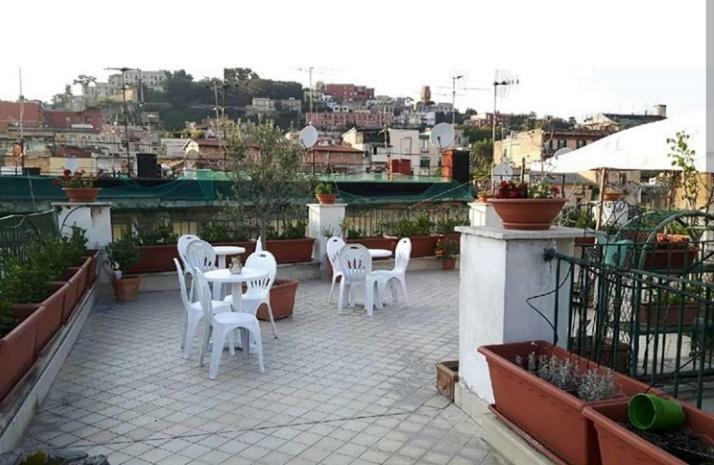 Vesuviane 'E Belle 'Mbriane B&B Νάπολη Εξωτερικό φωτογραφία